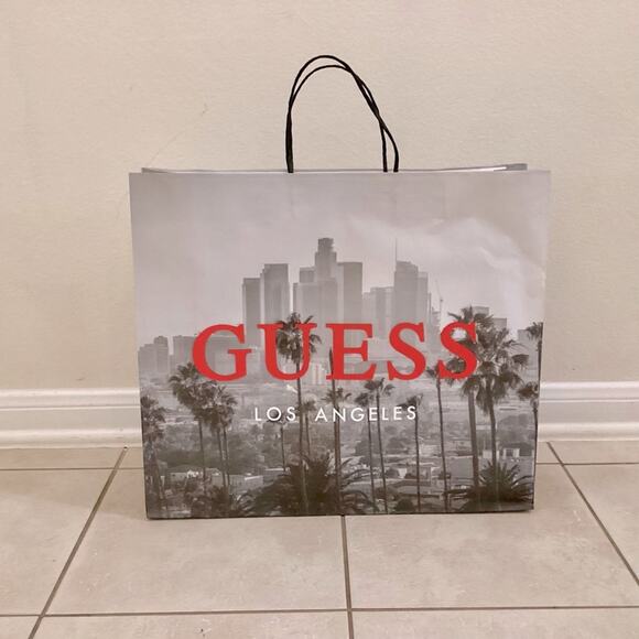 Guess Paper Shopping Bag - Picture 1 of 2